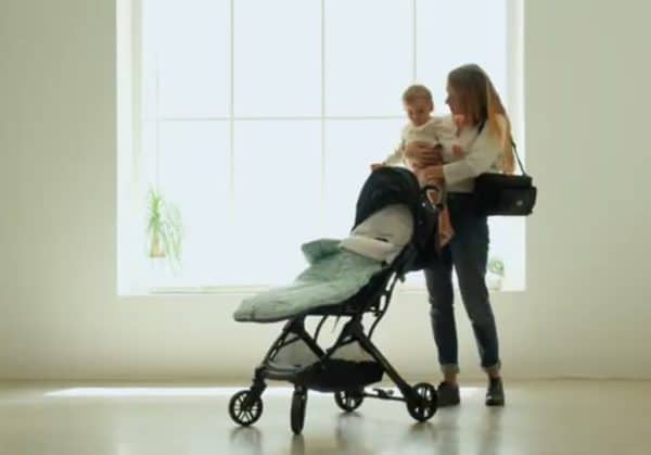 Silla ligera de Paseo Bebe niñoa  INTERBABY MINIMUM SPACE PLUS   capota de regalo - Imagen 5